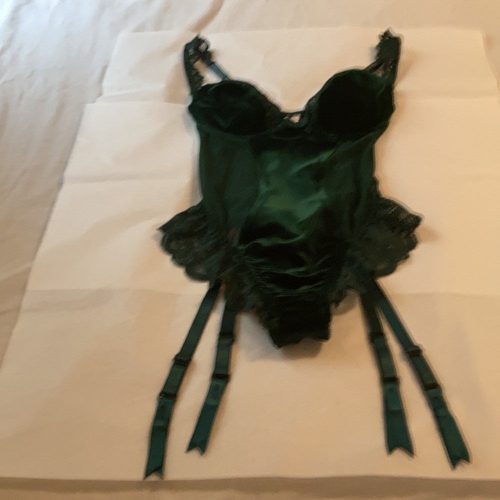 Victoria’s Secret Dk Green Velvet Teddie & Garters